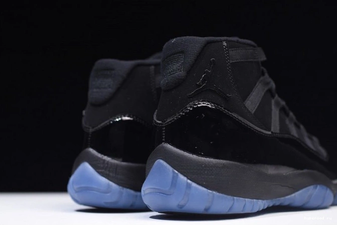 11 378037-005 black Cap and Jordan Gown Air 0723